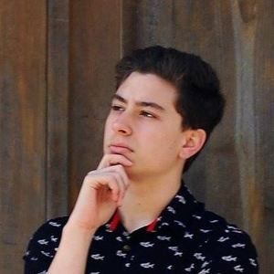 Meet your Posher, Easton